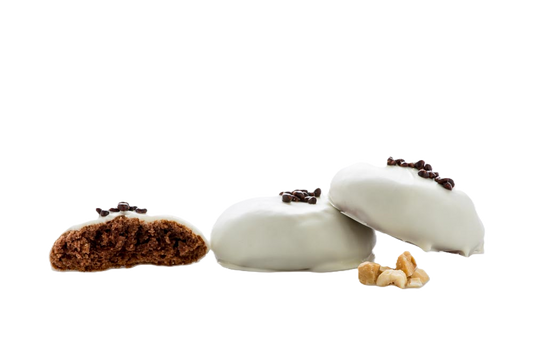 WHITE RAME DI NAPOLI WITH HAZELNUT CREAM